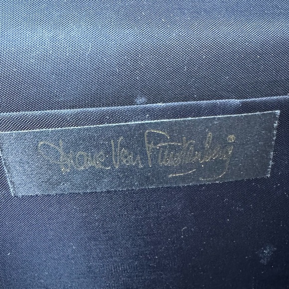 Diane Von Furstenberg Black Sequin Evening Bag - Picture 4 of 5